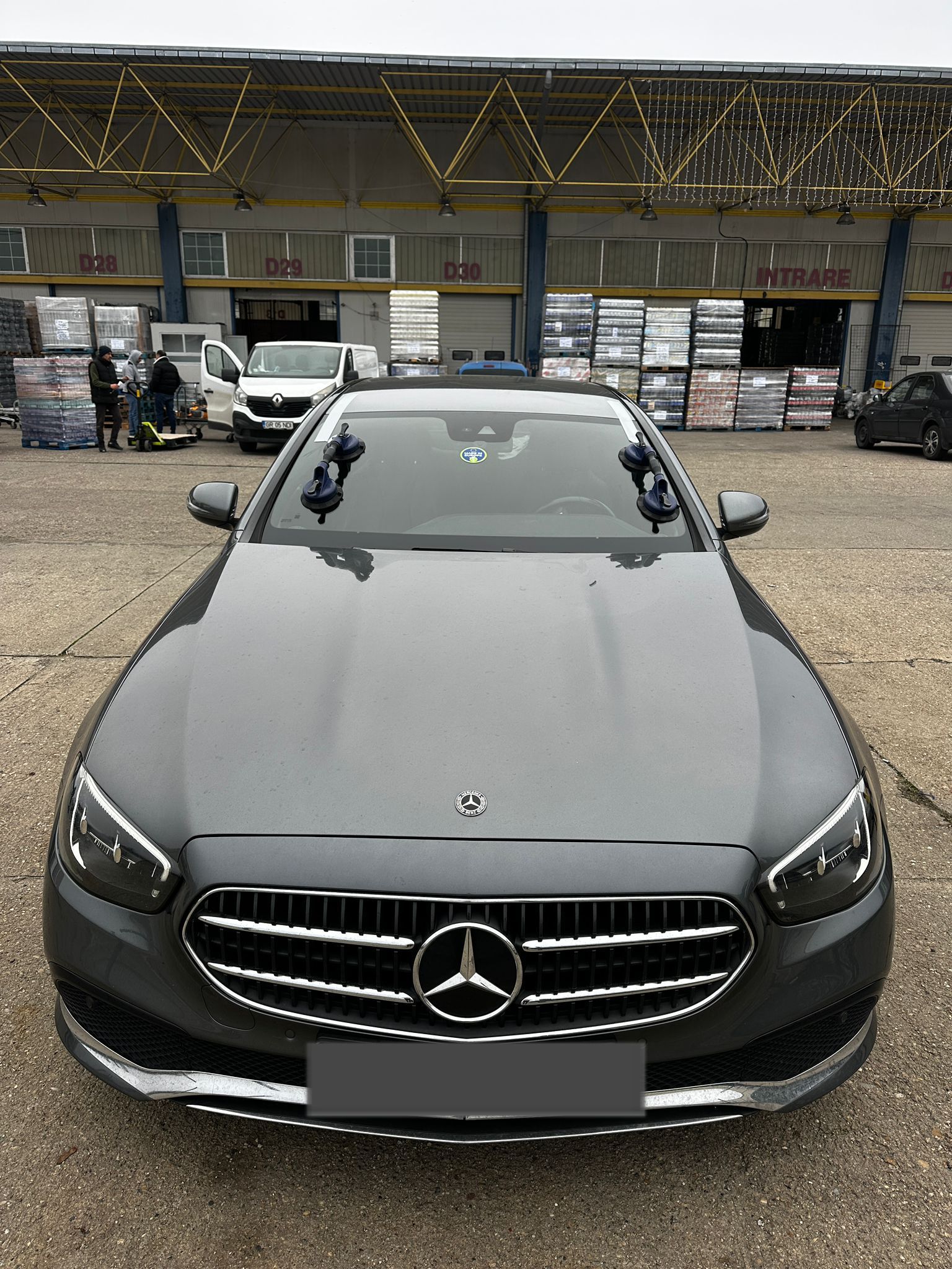 Mercedes E-Class — windshield, industrial location